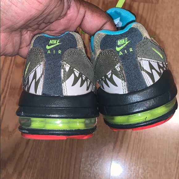 jurassic park nike